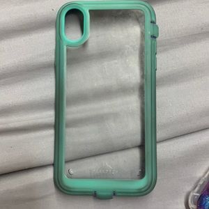 Protective iPhone XR case